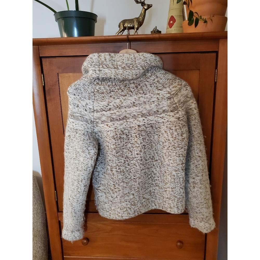GAP Sweater - Angora Rabbit Hair Blend - Picture 2 of 6